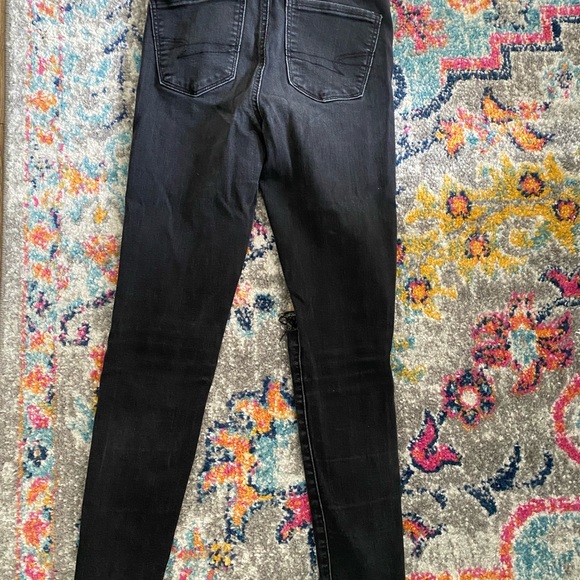 Jeans - Picture 1 of 2